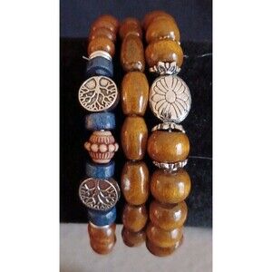 Boho/Surfer Style Wooded Elastic Bracelet With Tree of Life Charms